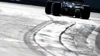 Formel-Rennwagen auf Autobahn in Tschechien gesichtet