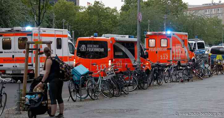 Zug bleibt liegen – viele Passagiere mit Kreislaufproblemen