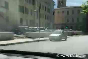 Auto contromano per diverse centinaia di metri in viale Morroni | VIDEO - Rieti Life