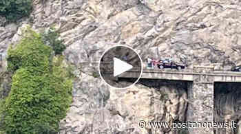 Positano, posto di blocco dei Carabinieri in Via G. Marconi per garantire la sicurezza stradale - Positanonews - Positanonews