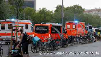 Bahnhof Friedrichstraße: Defekte S-Bahn löst Evakuierung aus