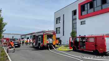Nach Brand und Verpuffung: Millionenschaden in Neuensteiner Transportunternehmen - SWR Aktuell