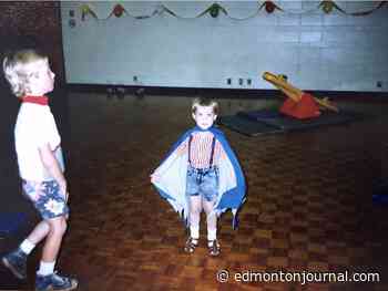 FRINGE REVIEW: I'm Batman: 89-97 a superhero obsession