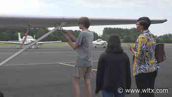 Start of 'SC Aviation Week' kicks off with student discovery flights in Fairfield - WLTX.com
