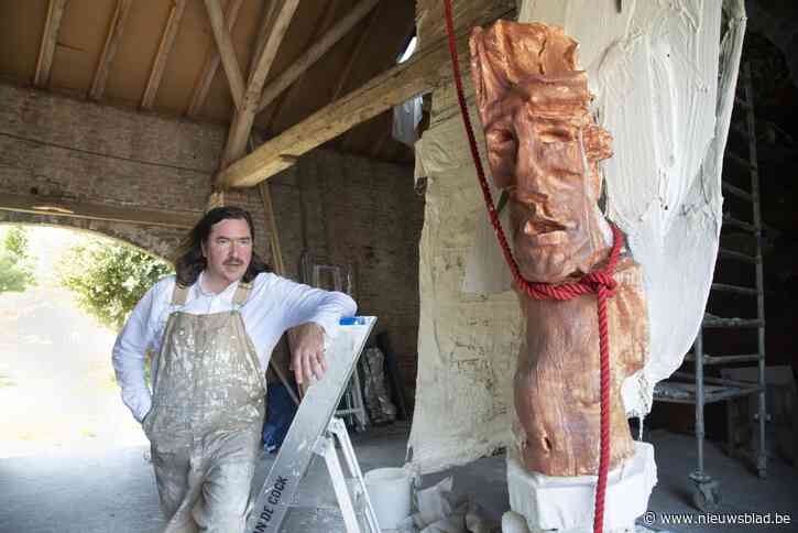 “Wil men eigenlijk wel dat ik jongeren opleid?” Boeken toe voor kunstschool van Jan De Cock, die worstelde met “moeilijke periode”