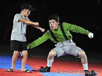 Circus wows Brandon crowd – Brandon Sun - The Brandon Sun