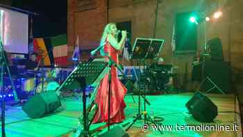 “E adesso è così”, inebria la calda voce di Fernanda D'Ercole - Termoli Online