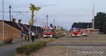 Opnieuw bermbrand aan station Deinze | Deinze | hln.be - Het Laatste Nieuws