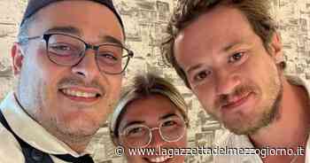 L'attore di «Stranger Things» Joseph Quinn a Bari, fan in delirio - La Gazzetta del Mezzogiorno