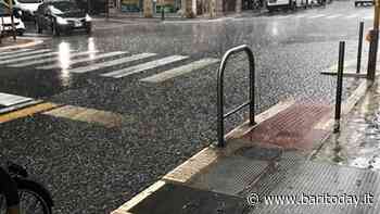 Forte temporale su Bari, allagamenti e disagi al traffico. Chiusi (e poi riaperti) alcuni sottopassi - BariToday