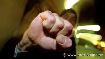 Wittenberge: 42-Jähriger bricht in Wohnung seiner Mutter ein und würgt sie - Märkische Allgemeine Zeitung