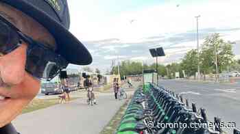 Famous musician touched by stranger's act of kindness while visiting Toronto