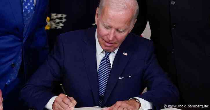 US-Präsident Biden unterzeichnet historisches Klima-Gesetz