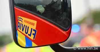 Brandweer ruimt oliespoor | Deerlijk | hln.be - Het Laatste Nieuws