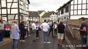 „Unser Dorf hat Zukunft“ - Schweinheim tritt trotz Flut an - WDR Nachrichten