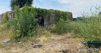 Brugse politie onderzoekt brand in verlaten bunker waar dakloze man verbleef - Het Laatste Nieuws