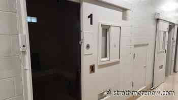 Drumheller RCMP search results in large meth bust - StrathmoreNow.com