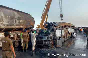 20 dead as bus rams into oil tanker in Pakistan - Ealing Times