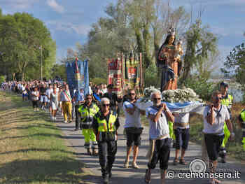 Il Vescovo Napoleoni ha presieduto la tradizionale Messa dell'Assunta a Brancere, quest'anno senza processione sul fiume - Cremona Sera