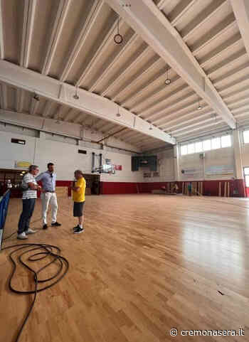 Il sindaco di Crema Fabio Bergamaschi e il sopralluogo al nuovo PalaCremonesi di Ombriano - Cremona Sera
