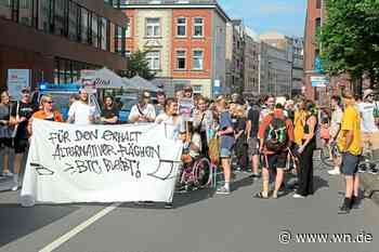 Skater demonstrieren gegen Abriss von Rampen