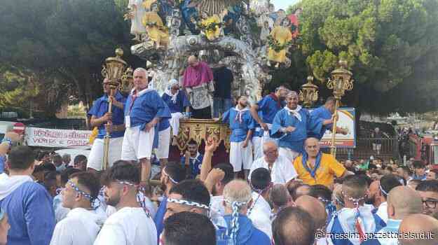 Messina riabbraccia la Vara, un fiume di passione. Accolla: "La città rinasce con la tenerezza de - Gazzetta del Sud - Edizione Messina