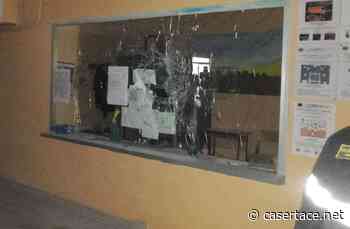 MADDALONI. Raid dei malviventi: SCUOLA DISTRUTTA - CasertaCE