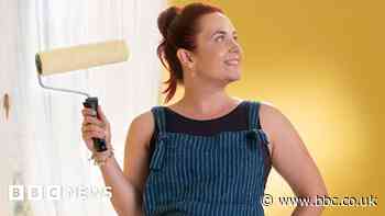Crown Paints: Hannah & Dave ad prompts dozens of complaints