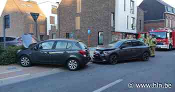 Beschonken bestuurder knalt achterin op oudere bestuurder die wilt indraaien - Het Laatste Nieuws