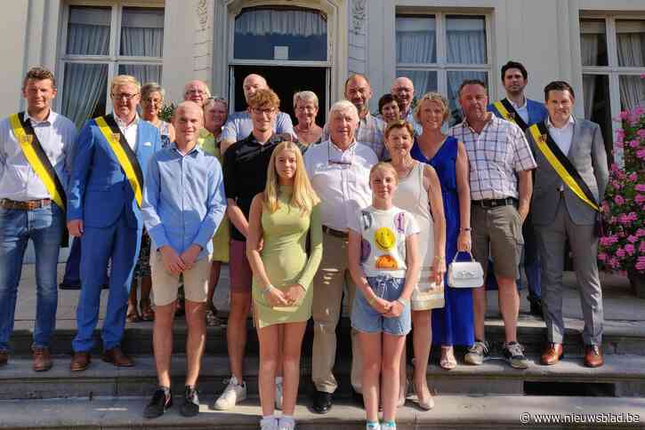 Duivenliefhebber Freddy en Lieve zitten in gouden huwelijksboot