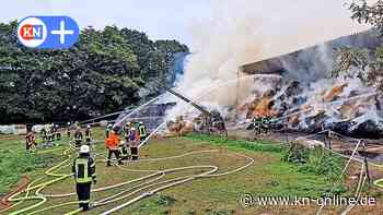 180 Feuerwehrleute beim Brand auf einem Reiterhof in Haßmoor im Einsatz