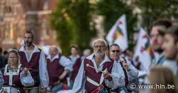 Volkskunstgroep Reynout doet wereld ontdekken met optocht en optredens - Het Laatste Nieuws