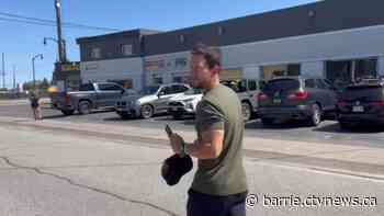 Mark Wahlberg visits Collingwood, Ont. gym