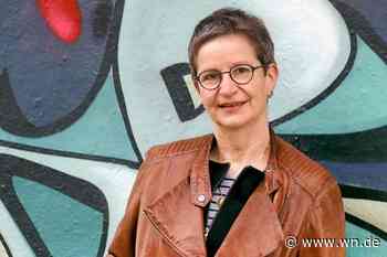 Literatur-Expertin erklärt Hass auf Salman Rushdie