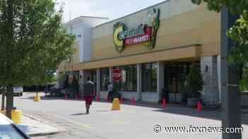 Chicago police say 9-year-old girl escapes kidnapping near grocery store - Fox News