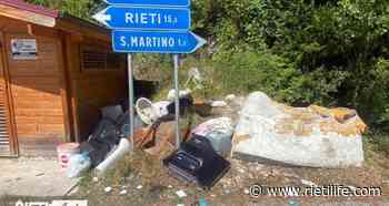 Scempio sulla Salto-Cicolana: c'è una discarica abusiva - Rieti Life