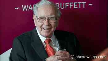 Buffett's firm buys more Apple shares while betting on oil
