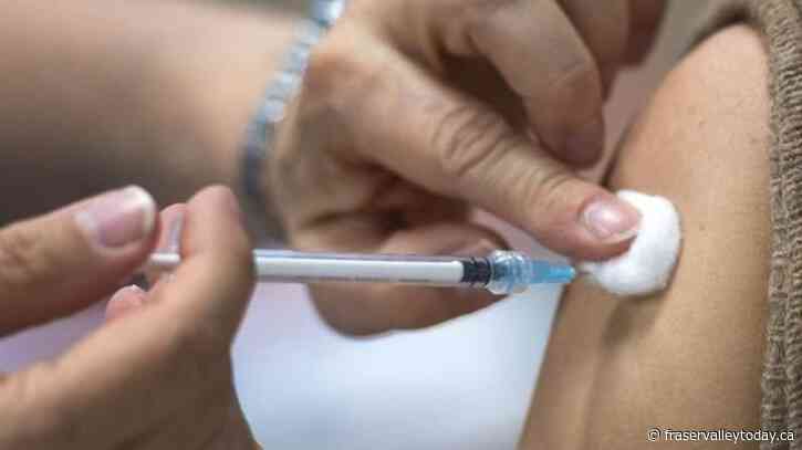 Quebec COVID-19 booster rates stay low as province launches new vaccination campaign