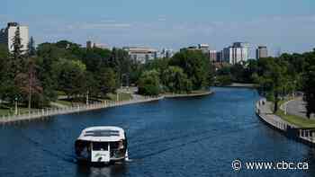 COVID-19 levels remain high in Ottawa as indicators decline - CBC.ca