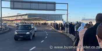 Photos show travel chaos at Sydney Airport with lines snaking hundreds of metres - Business Insider South Africa