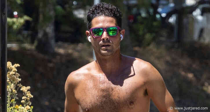Wells Adams Goes for Shirtless Jog Around L.A.