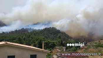 Fuoco a Monreale, vasto incendio a Giacalone: “Situazione drammatica” - Monreale Press