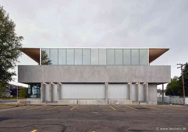 Lichtherapie unterm Schmetterlingsdach
 - Klinik in Calgary von 5467896 Architecture