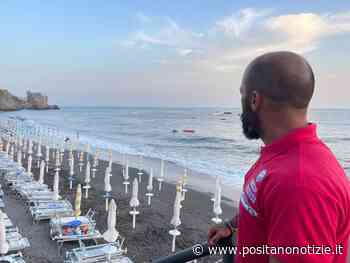 Maiori. Bimbo trascinato in acqua dalla forza del mare: salvato dal pronto intervento del bagnino - Positano Notizie