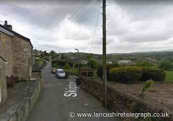 Person cut from car and given oxygen after crash in Foulridge