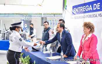 Entregan uniformes a seguridad de Apizaco - El Sol de Tlaxcala