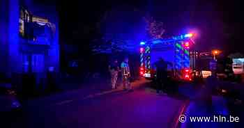 Brandweer dooft vuurton en paletten op terras - Het Laatste Nieuws