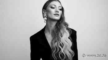 Open Air mit Popstar Leony bei der BR Radltour in Aichach - br.de