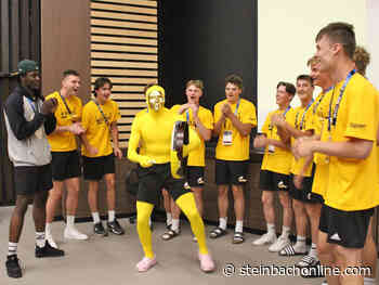 Steinbach Volleyball player on Team Manitoba at the Canada Summer Games - SteinbachOnline.com