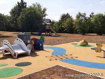 Nuovi giochi nei parchi di Castelnuovo e Montale - Modena 2000